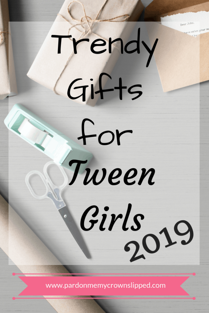Get just the right gift for your tween girl with these top trendy presents. #tweengifts #giftsforgirls #giftgiving